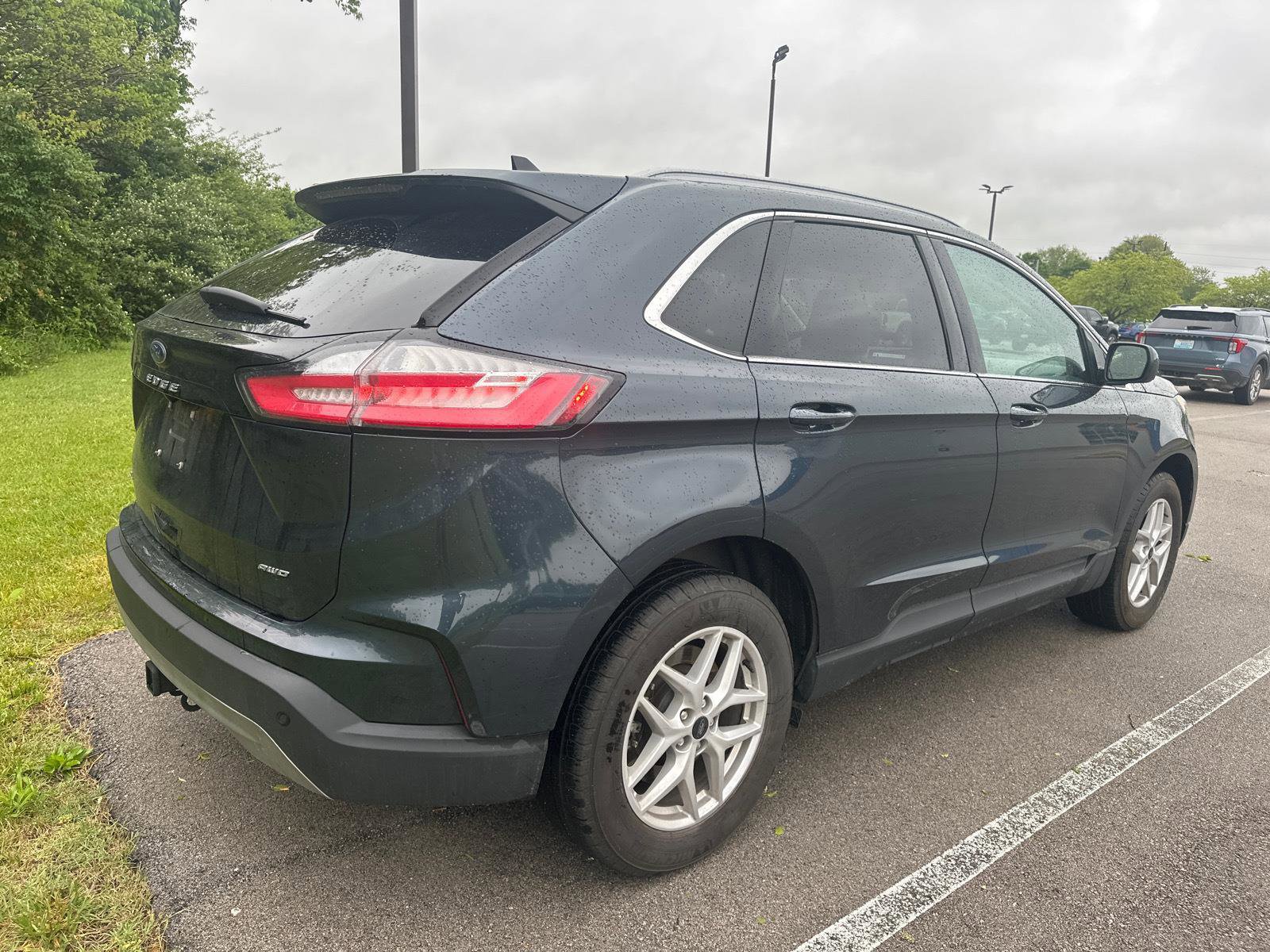 Used 2024 Ford Edge SEL w/ Convenience Package AWD/4WD image 13