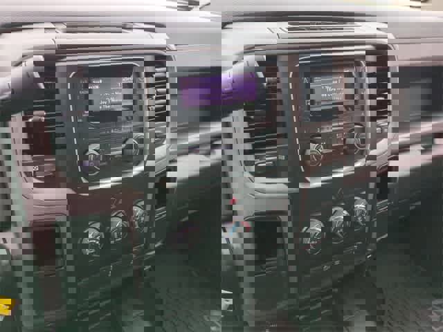 Used 2018 RAM 2500 Tradesman w/ Chrome Appearance Group image 27