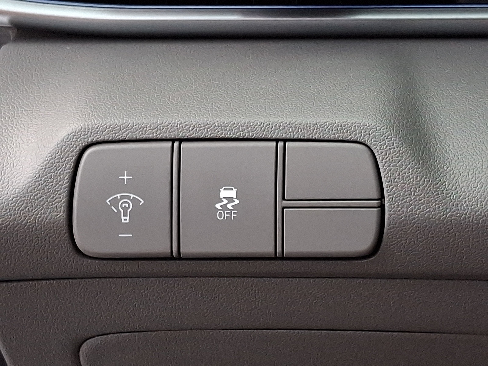 Certified 2024 Hyundai Elantra SEL FWD image 27