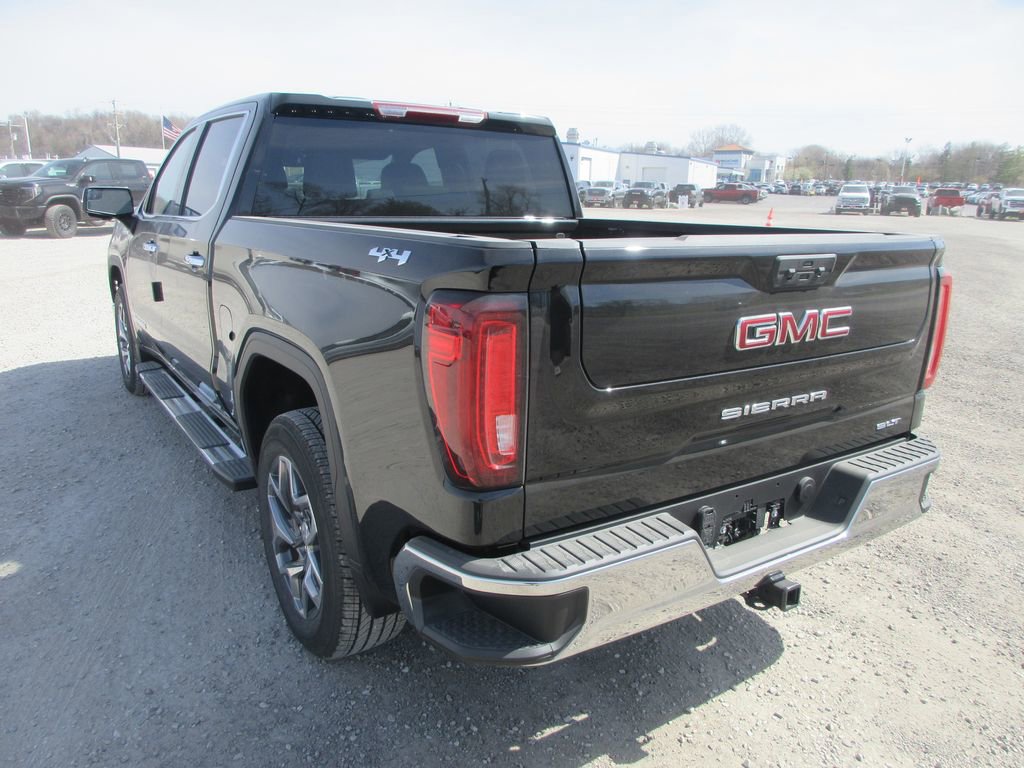 New 2026 GMC Sierra 1500 SLT image 6