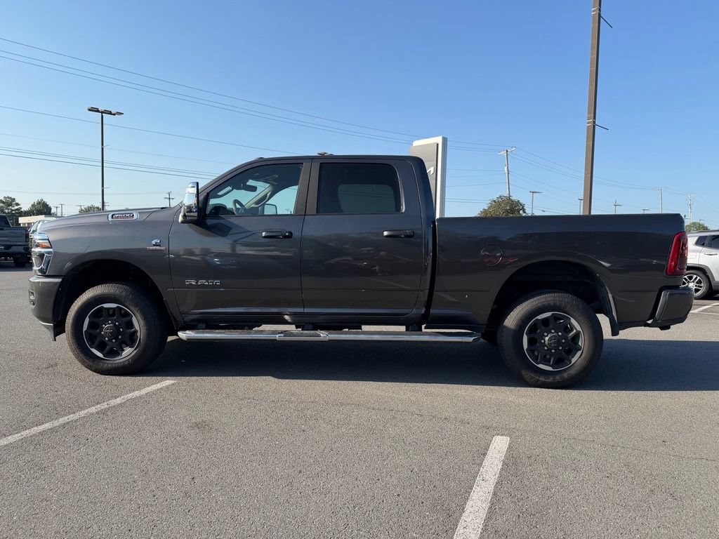 Used 2025 RAM 3500 Laramie AWD/4WD image 4