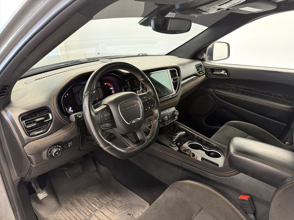 Used 2022 Dodge Durango R/T w/ Hemi Orange Plus Package AWD/4WD image 2