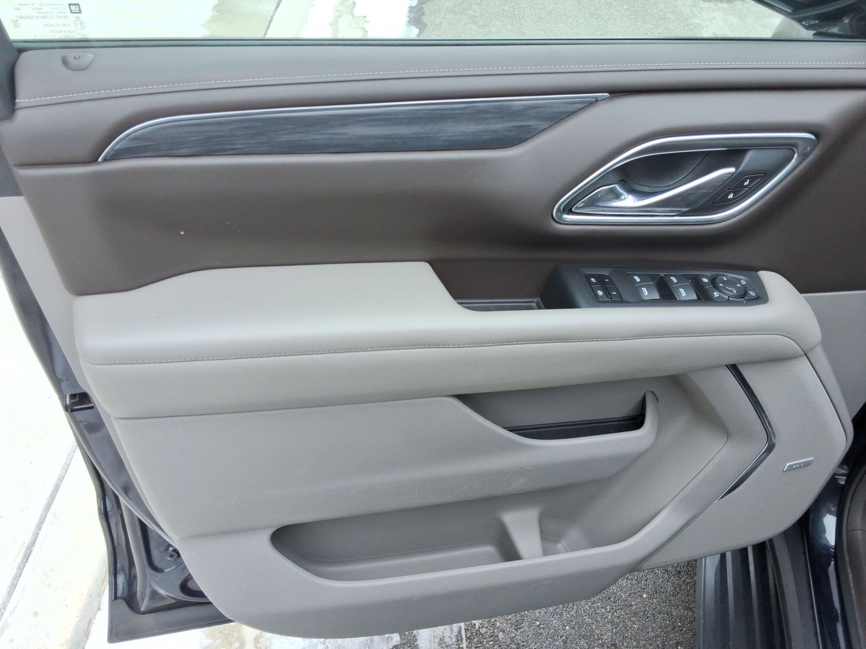 Used 2021 GMC Yukon XL SLT w/ SLT Luxury Plus Package image 22