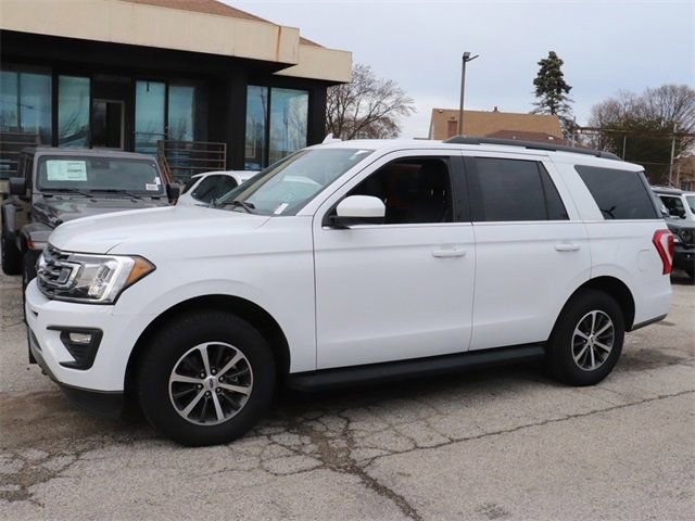 Used 2021 Ford Expedition XLT image 2