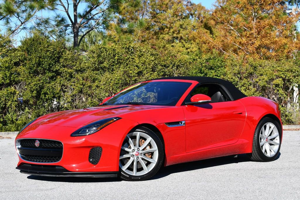 Used 2019 Jaguar F-TYPE Convertible image 2