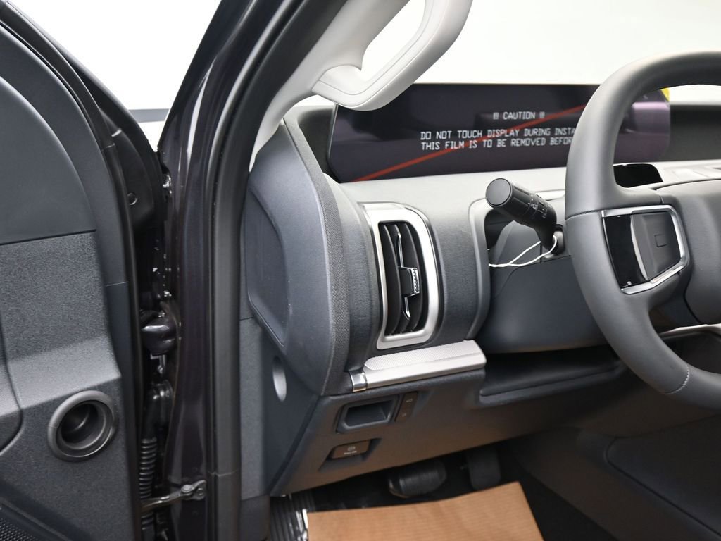 New 2025 Ford Expedition Active image 19