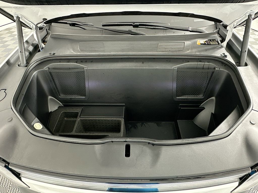 Used 2025 Rivian R1T Adventure image 30