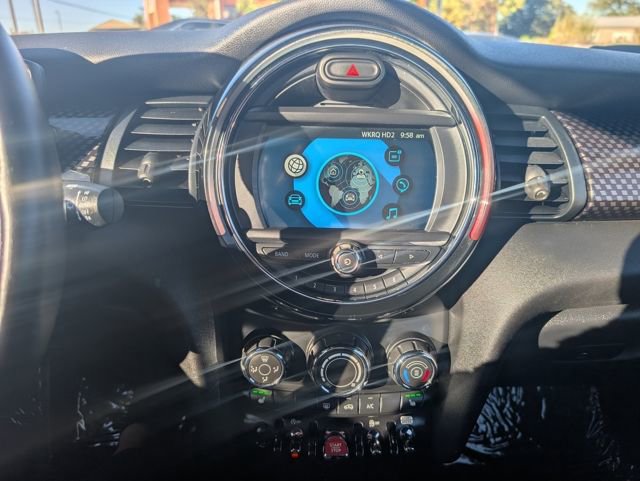Used 2019 MINI Cooper S image 10