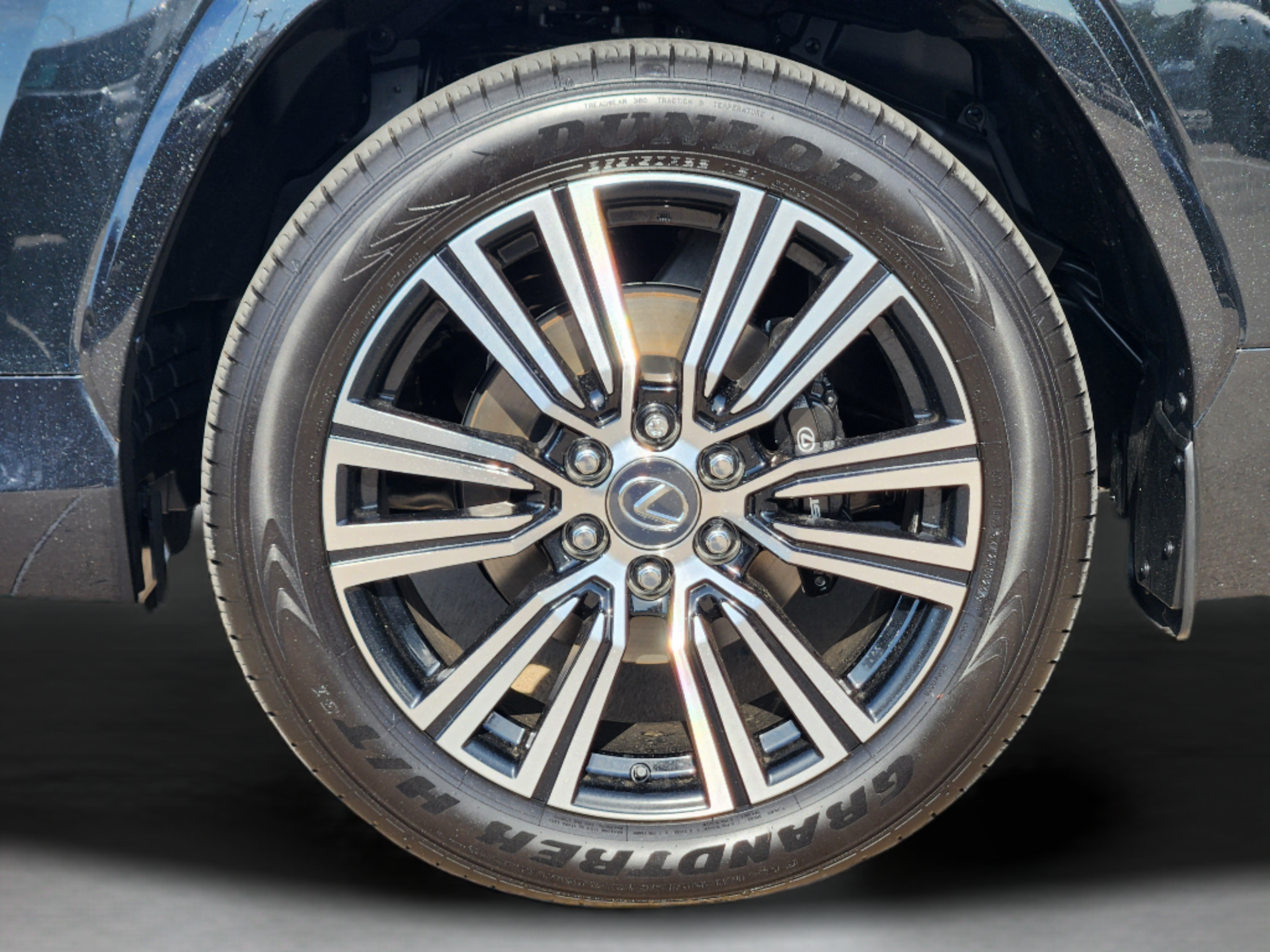New 2026 Lexus LX 600 4WD w/ Luxury Package image 5