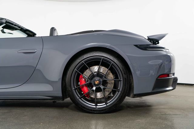 Used 2025 Porsche 911 Carrera GTS RWD image 12