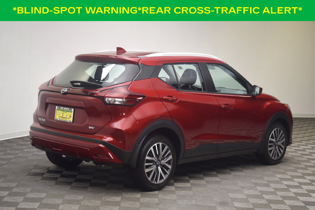 Used 2023 Nissan Kicks SV FWD image 5