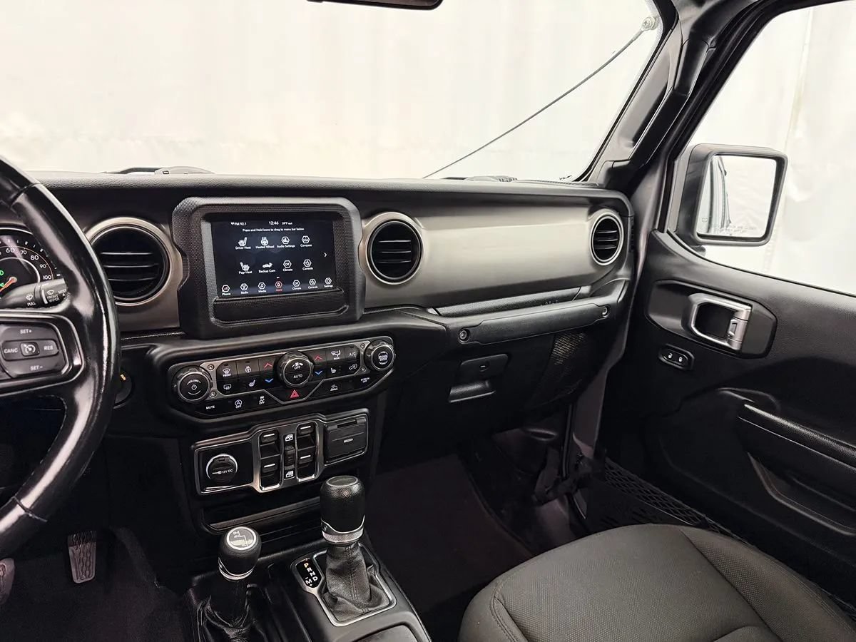 Used 2021 Jeep Gladiator Sport AWD/4WD image 16
