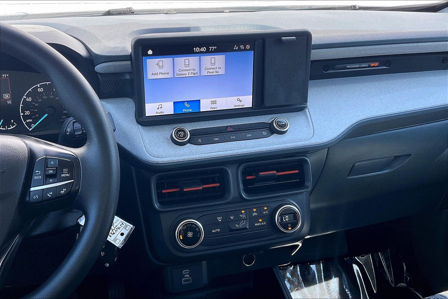 Used 2022 Ford Maverick XLT FWD image 7