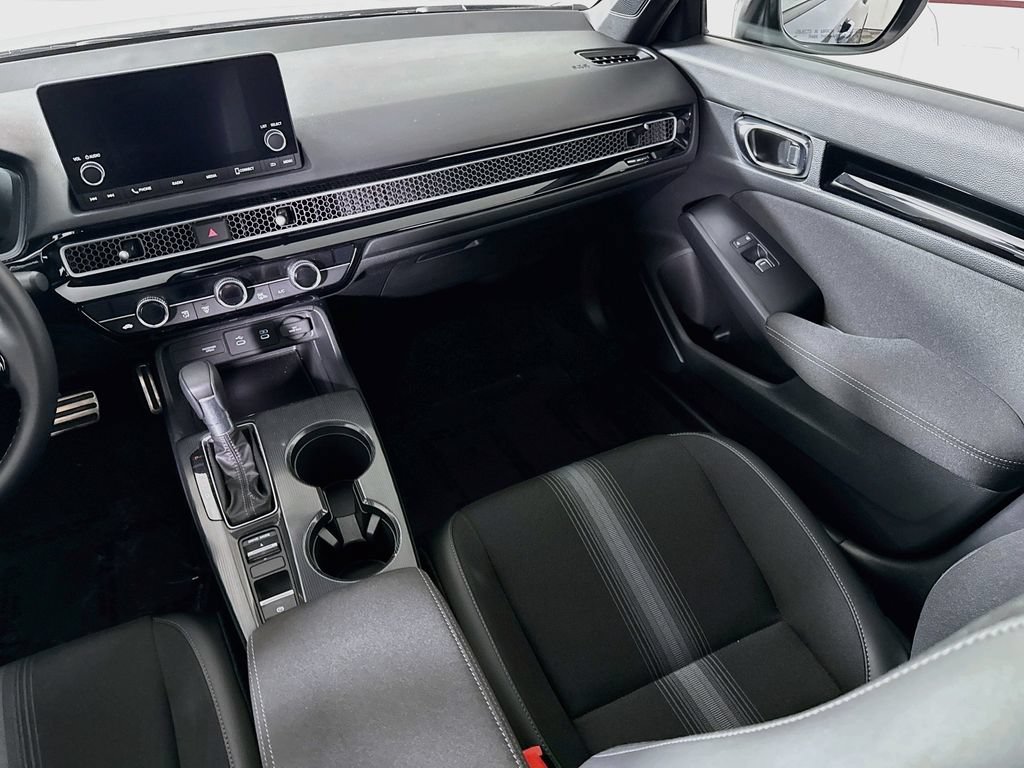 Used 2025 Honda Civic Sport image 25