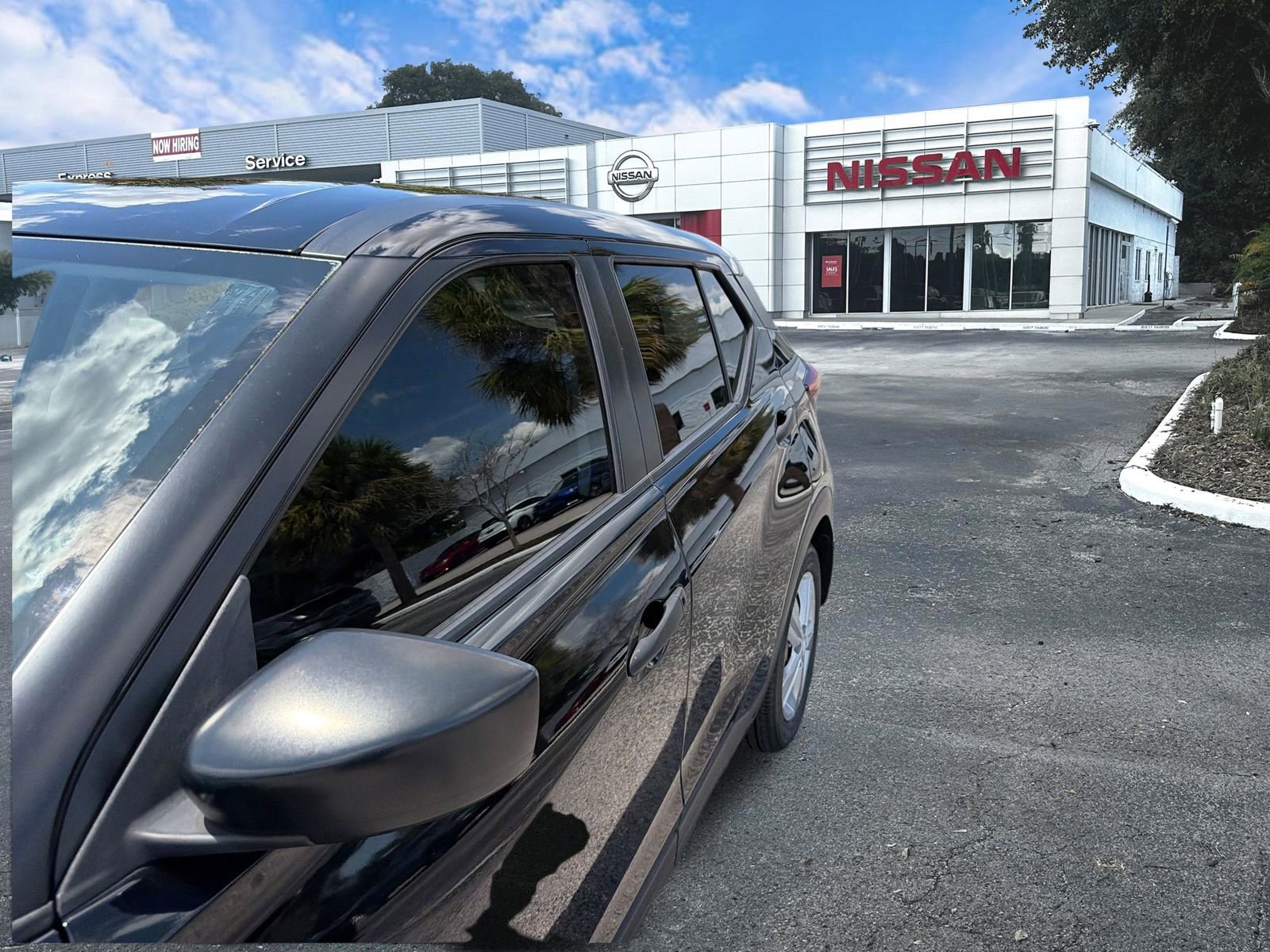 Certified 2021 Nissan Kicks S FWD image 10