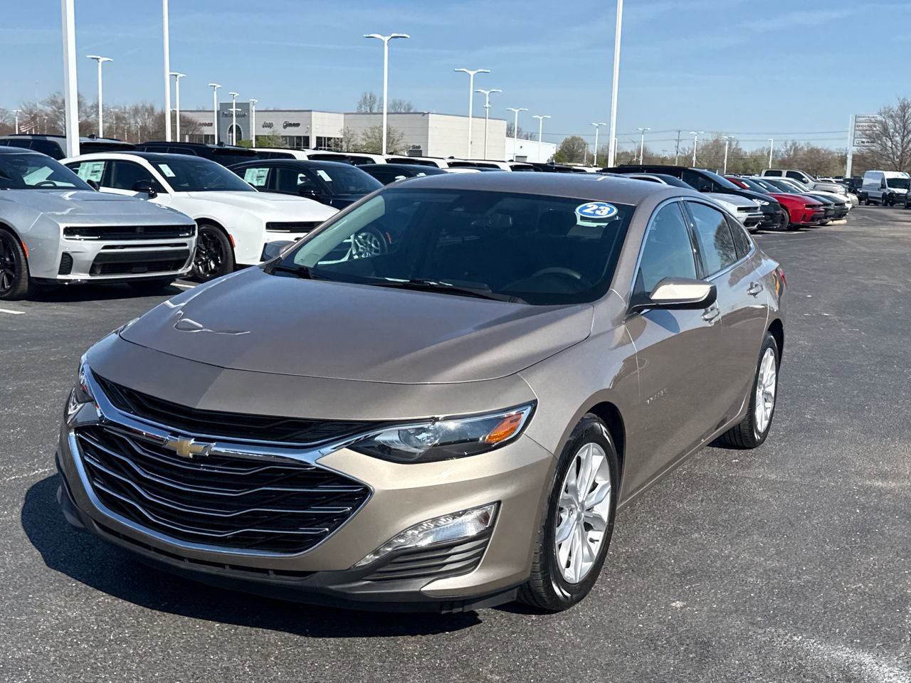 Used 2023 Chevrolet Malibu LT w/ Driver Confidence Package FWD image 7