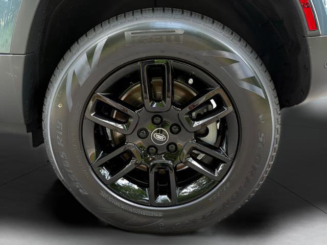 Certified 2025 Land Rover Defender 90 S AWD/4WD image 10