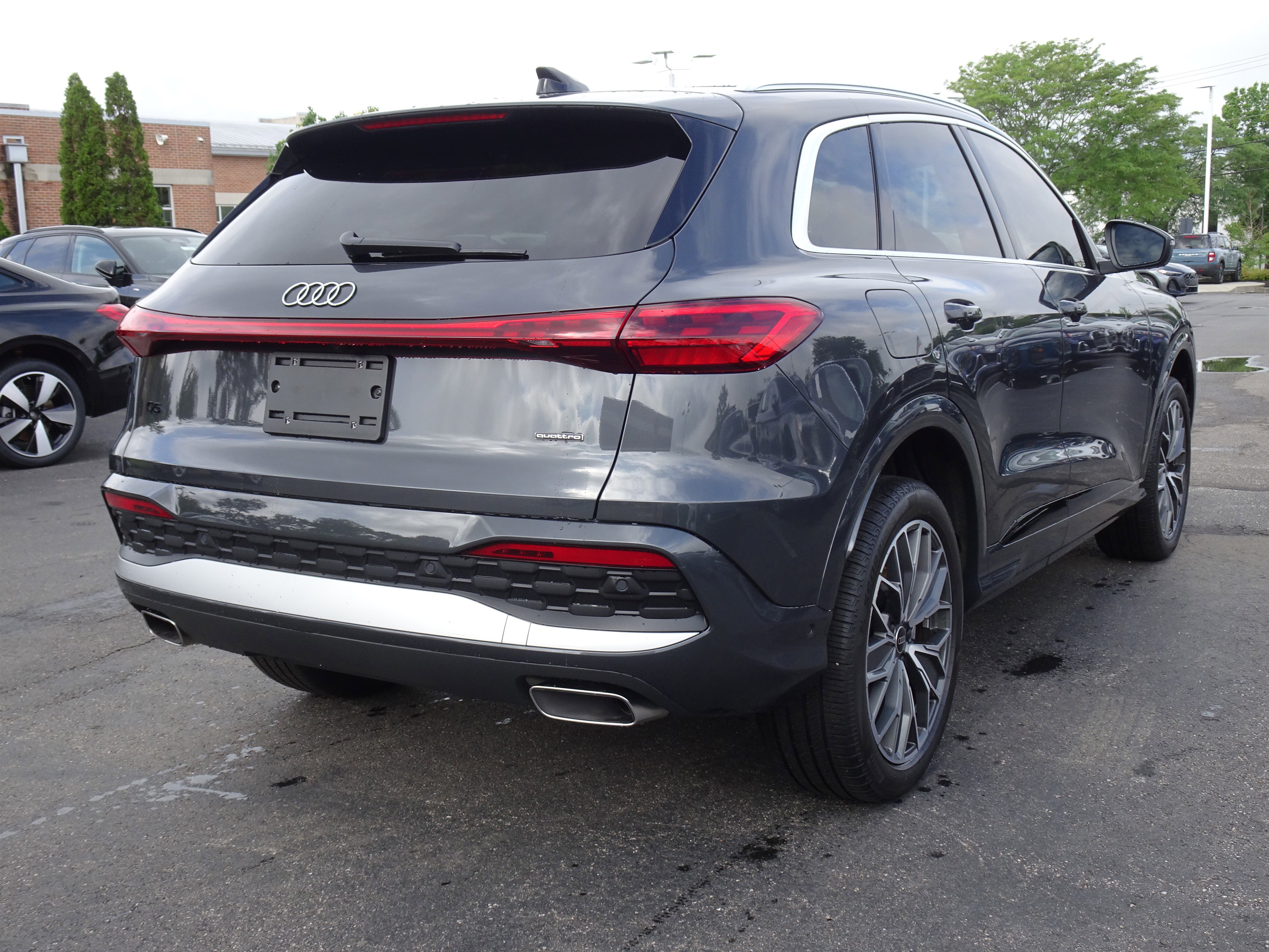 Certified 2025 Audi Q5 Premium Plus AWD/4WD image 5