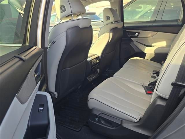 Used 2024 Acura MDX SH-AWD w/ Advance Package image 6