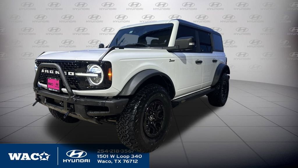 Used 2022 Ford Bronco Wildtrak image 2