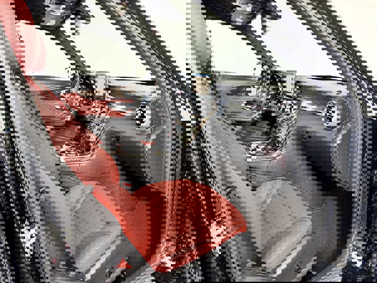 Used 2015 Mercedes-Benz C 400 4MATIC image 46