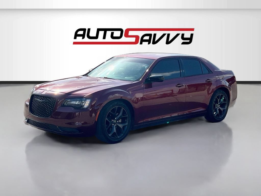 Used 2023 Chrysler 300 Touring w/ Sport Appearance Package RWD image 3