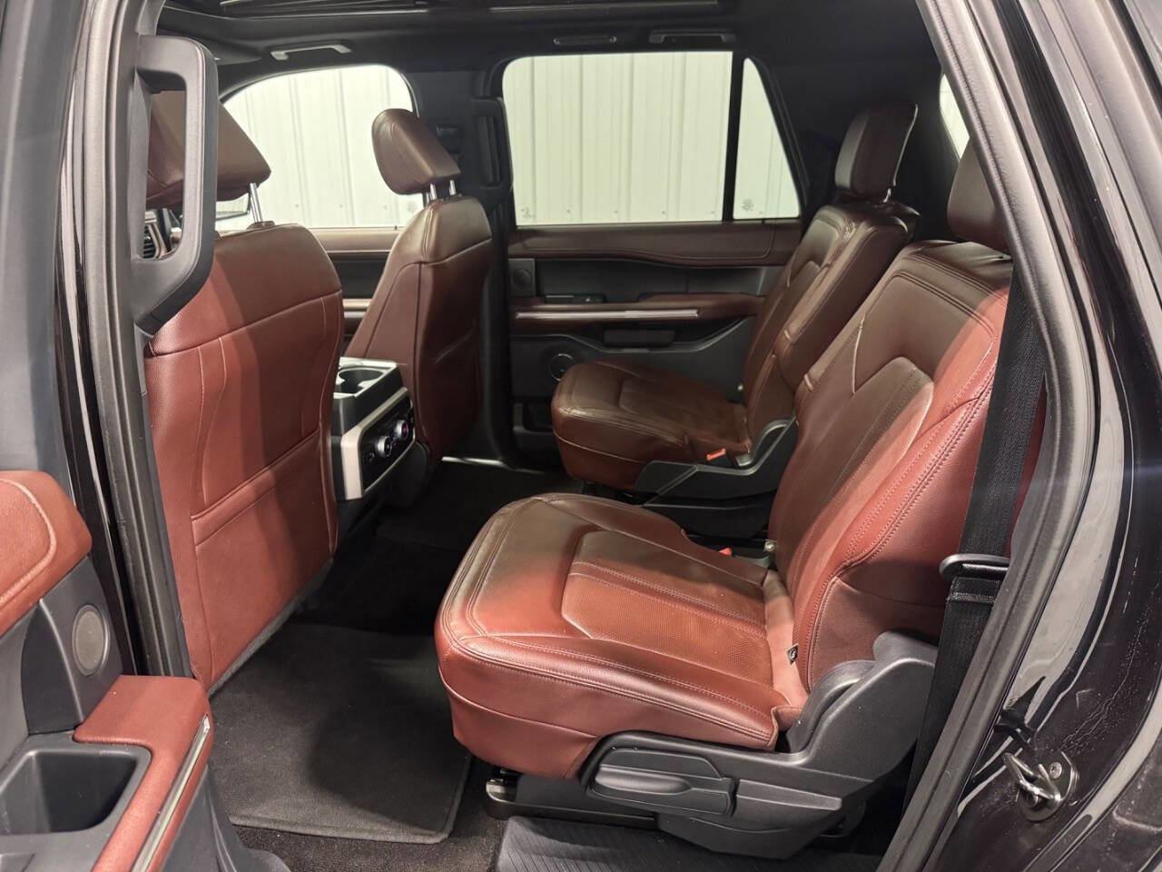 Used 2022 Ford Expedition Max Limited AWD/4WD image 16