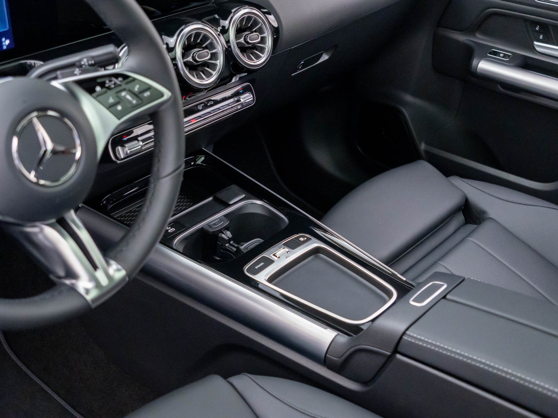 New 2026 Mercedes-Benz GLA 250 4MATIC image 12