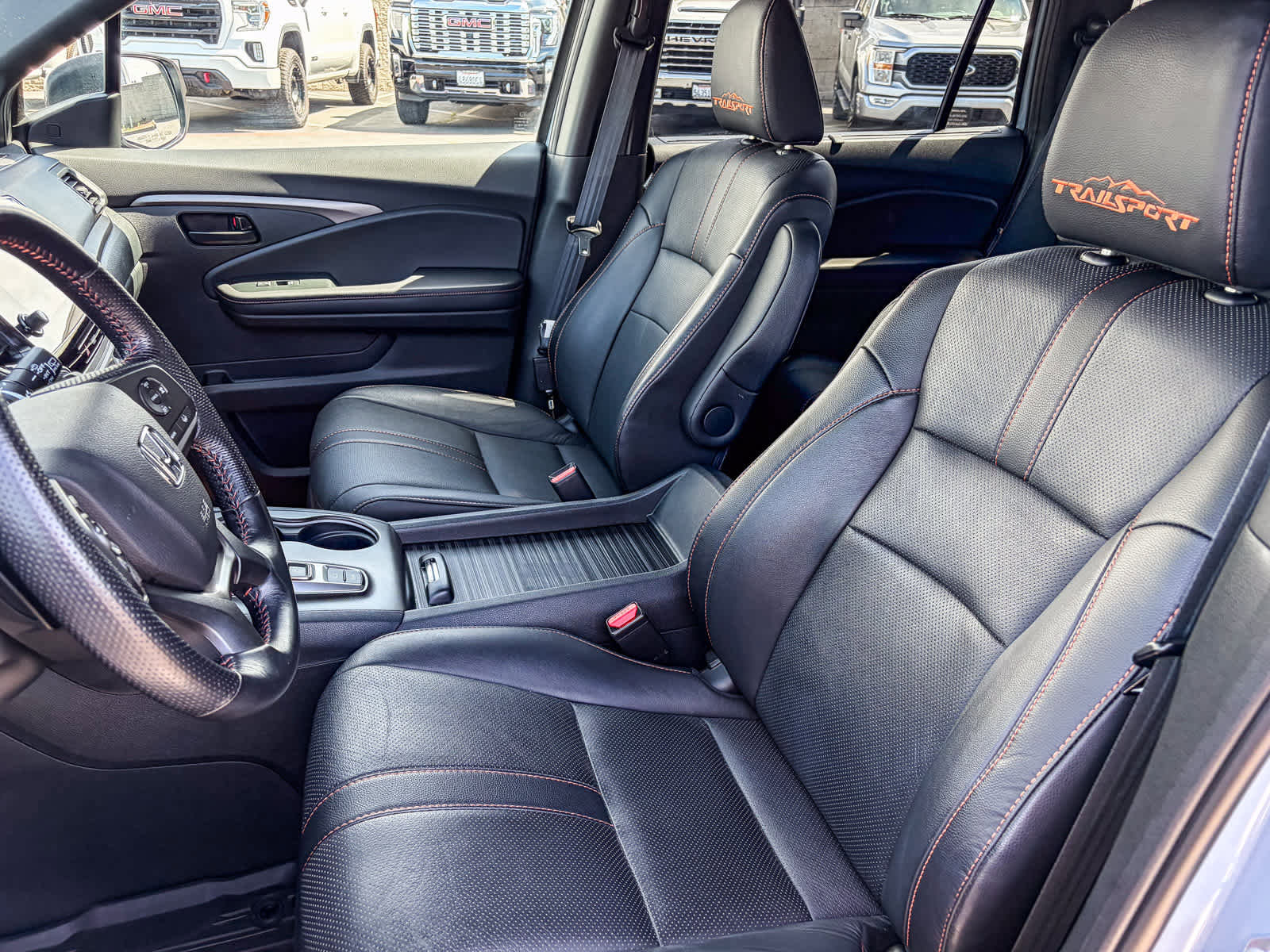 Used 2023 Honda Passport TrailSport image 17