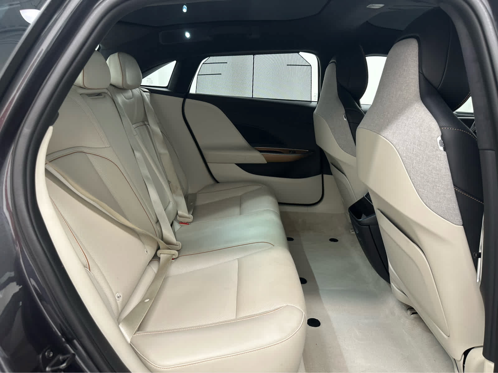 Used 2023 Lucid Air Touring AWD/4WD image 15