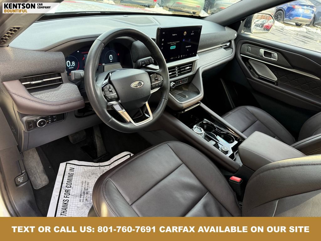 Used 2025 Ford Explorer Platinum w/ LUX Leather Package image 32