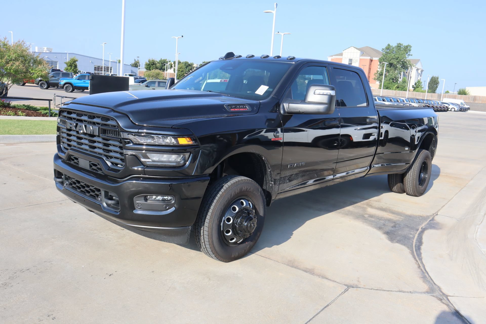 New 2026 RAM 3500 Big Horn AWD/4WD image 11