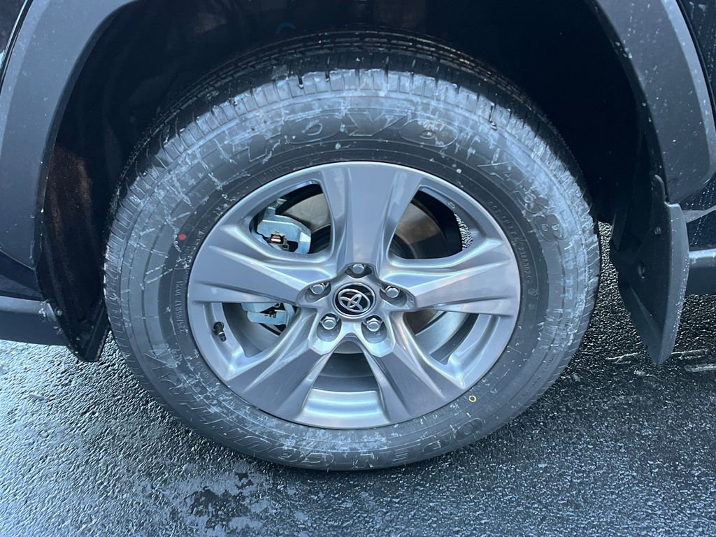 New 2025 Toyota RAV4 LE image 24