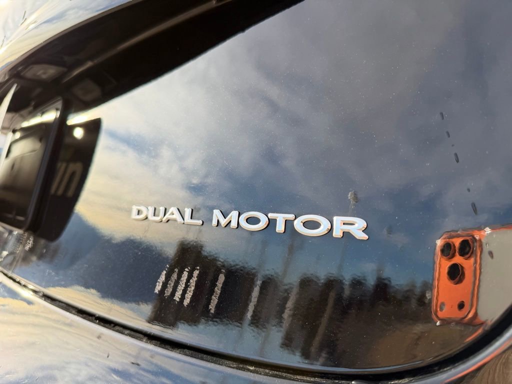 Used 2025 Tesla Model 3 Long Range image 9