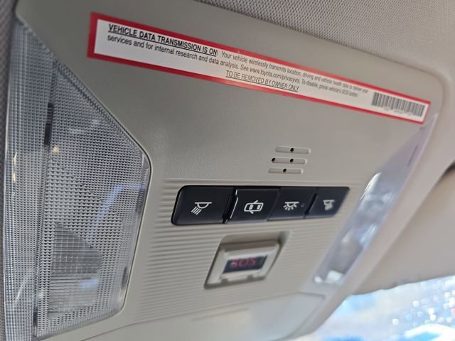 Used 2019 Toyota RAV4 LE image 21