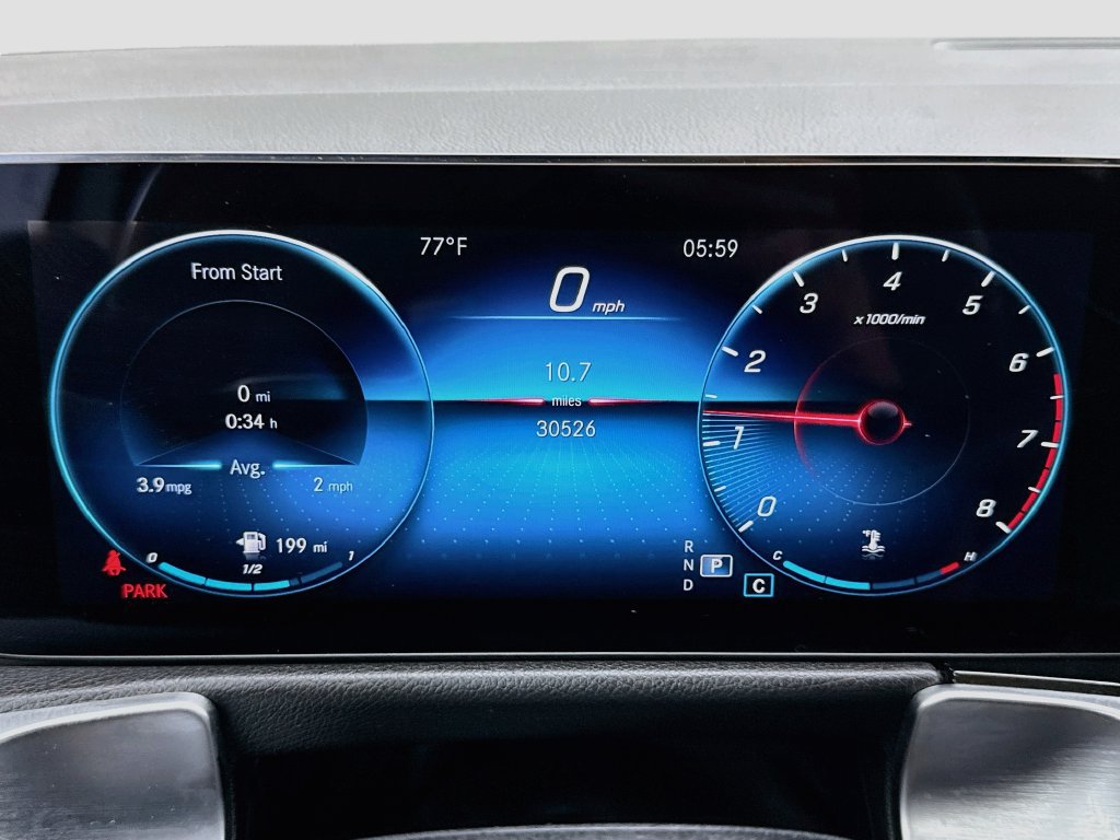 Used 2023 Mercedes-Benz GLB 250 image 32