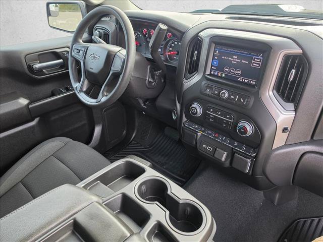 Used 2024 Chevrolet Silverado 1500 Custom Trail Boss w/ LPO, Dark Essentials Package AWD/4WD image 10