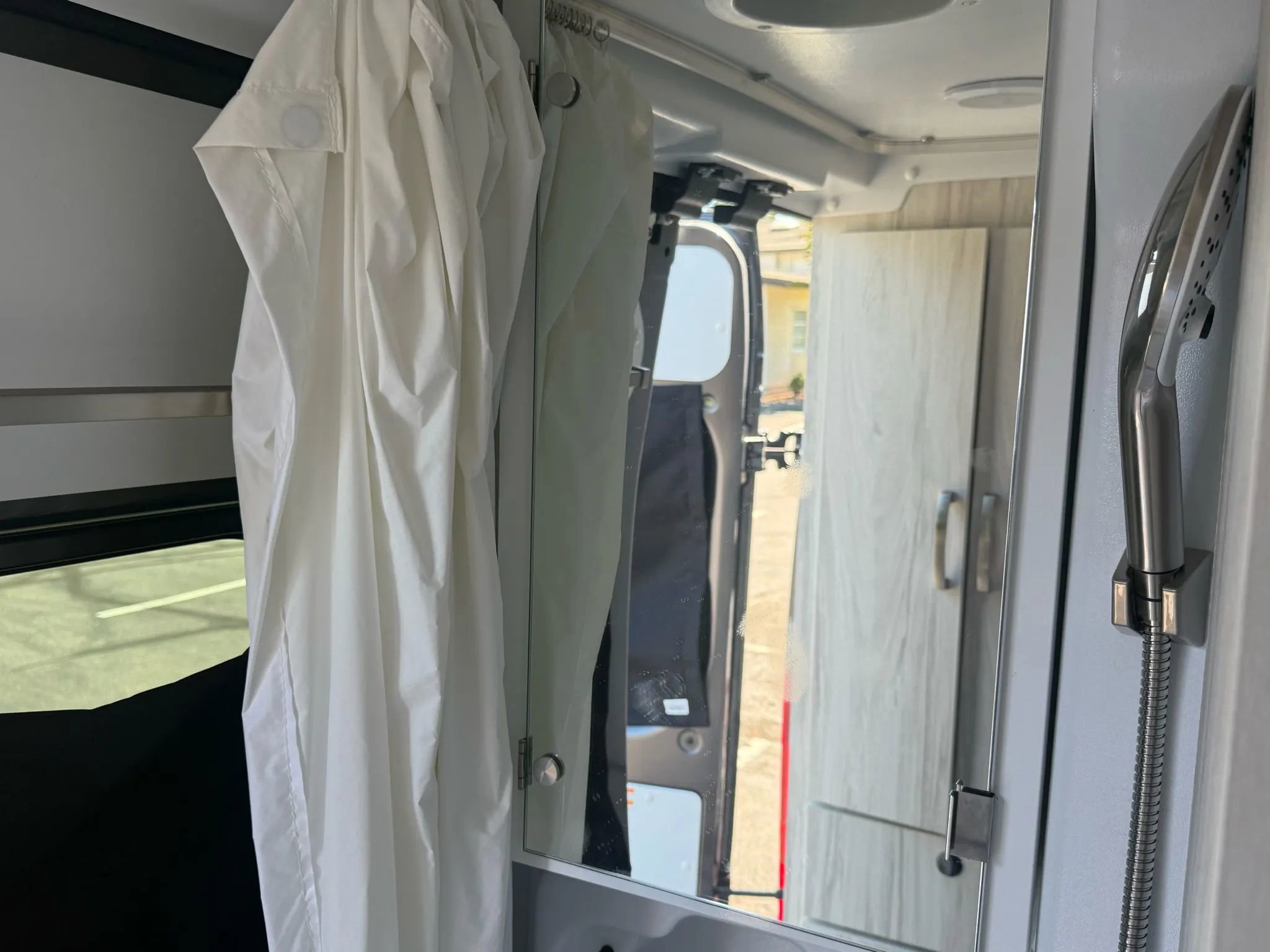 Used 2023 RAM ProMaster 1500 w/ Premium Convenience Group (B) image 39