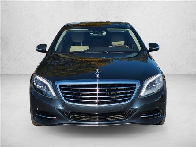 Used 2017 Mercedes-Benz S 550 4MATIC Sedan image 2