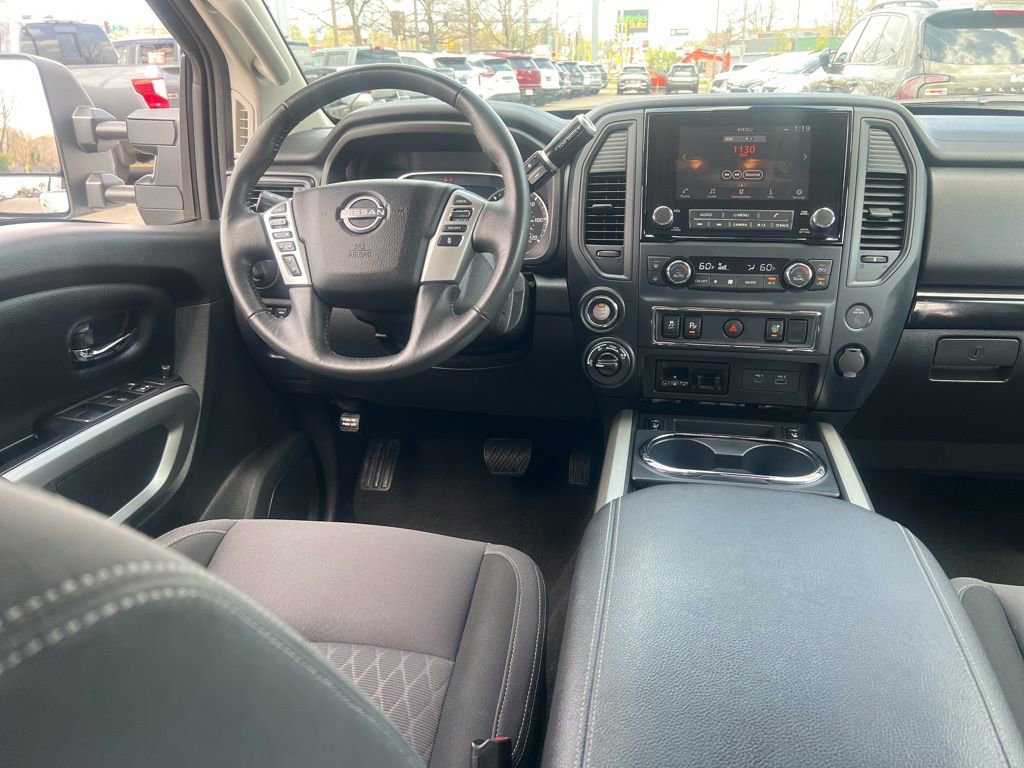Certified 2024 Nissan Titan SV w/ SV Convenience Package AWD/4WD image 17