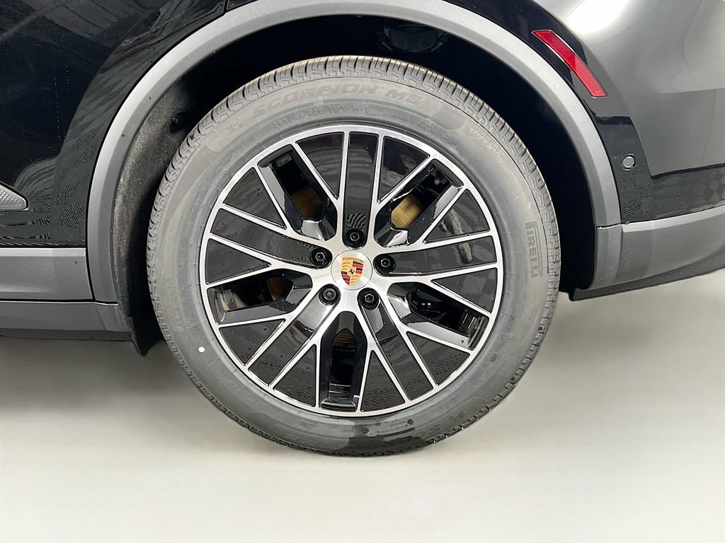 New 2026 Porsche Macan 4 Electric AWD/4WD image 33
