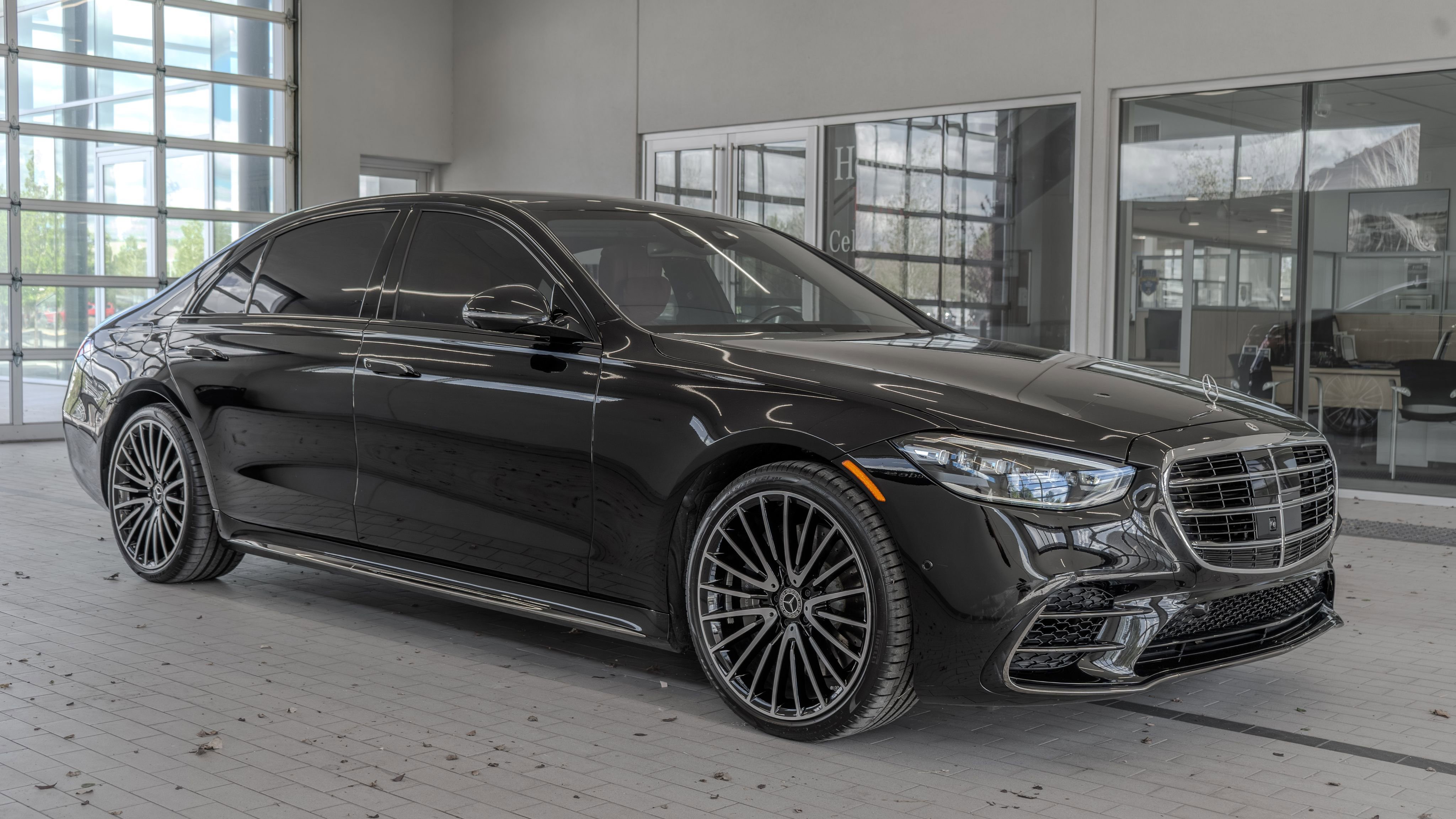 Certified 2023 Mercedes-Benz S 580 4MATIC Sedan image 12
