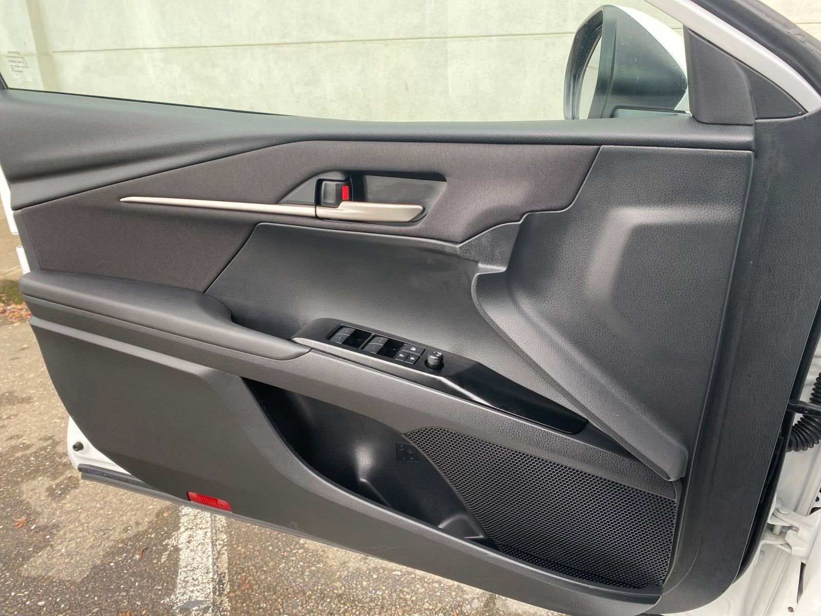 Used 2025 Toyota Camry LE image 20