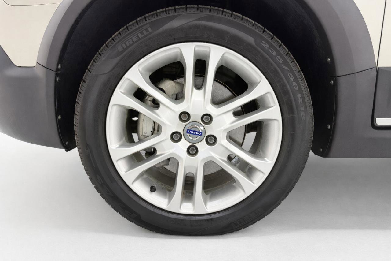 Used 2016 Volvo XC70 T5 Premier w/ Proximity Package AWD/4WD image 28