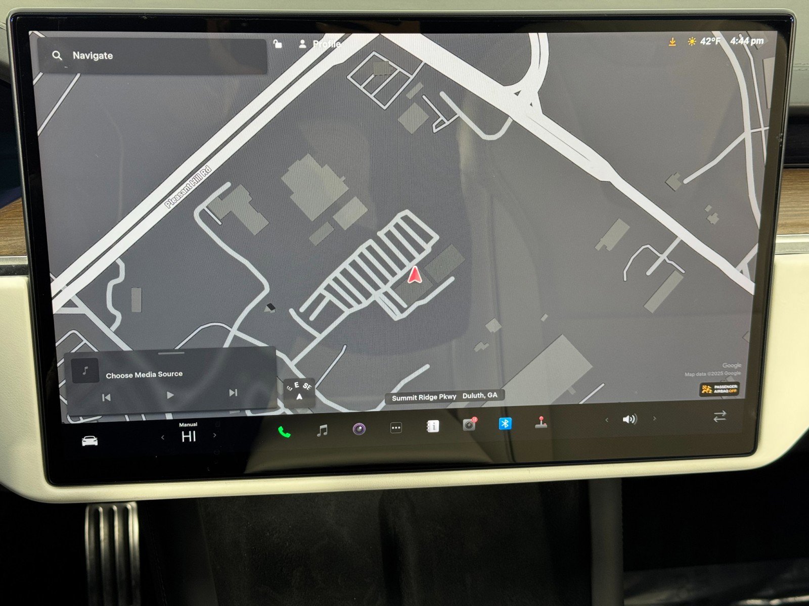 Used 2021 Tesla Model S Plaid image 23