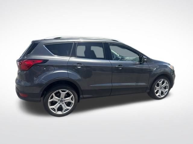 Used 2019 Ford Escape Titanium FWD image 5