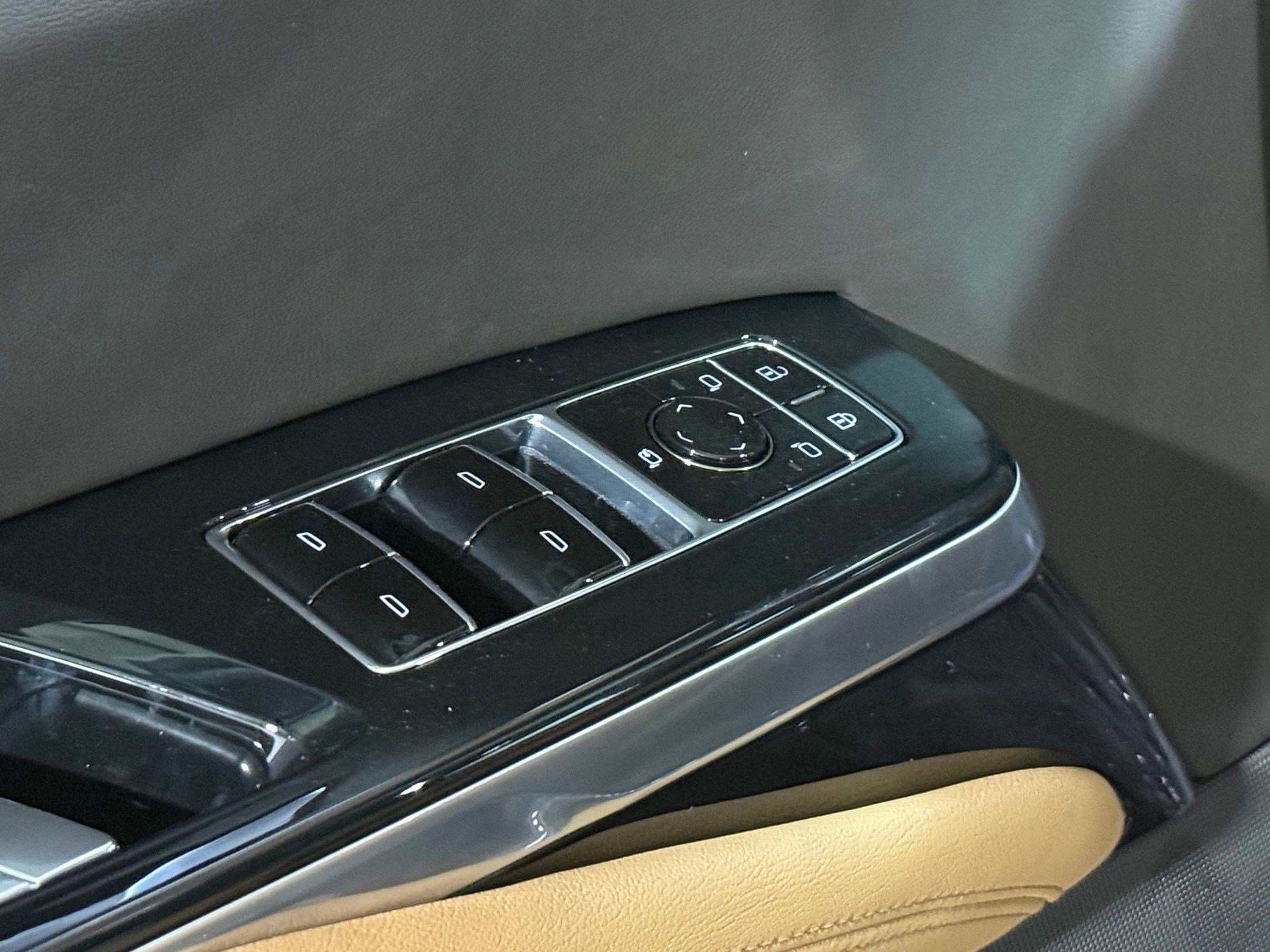 Certified 2026 Cadillac Escalade Luxury image 21