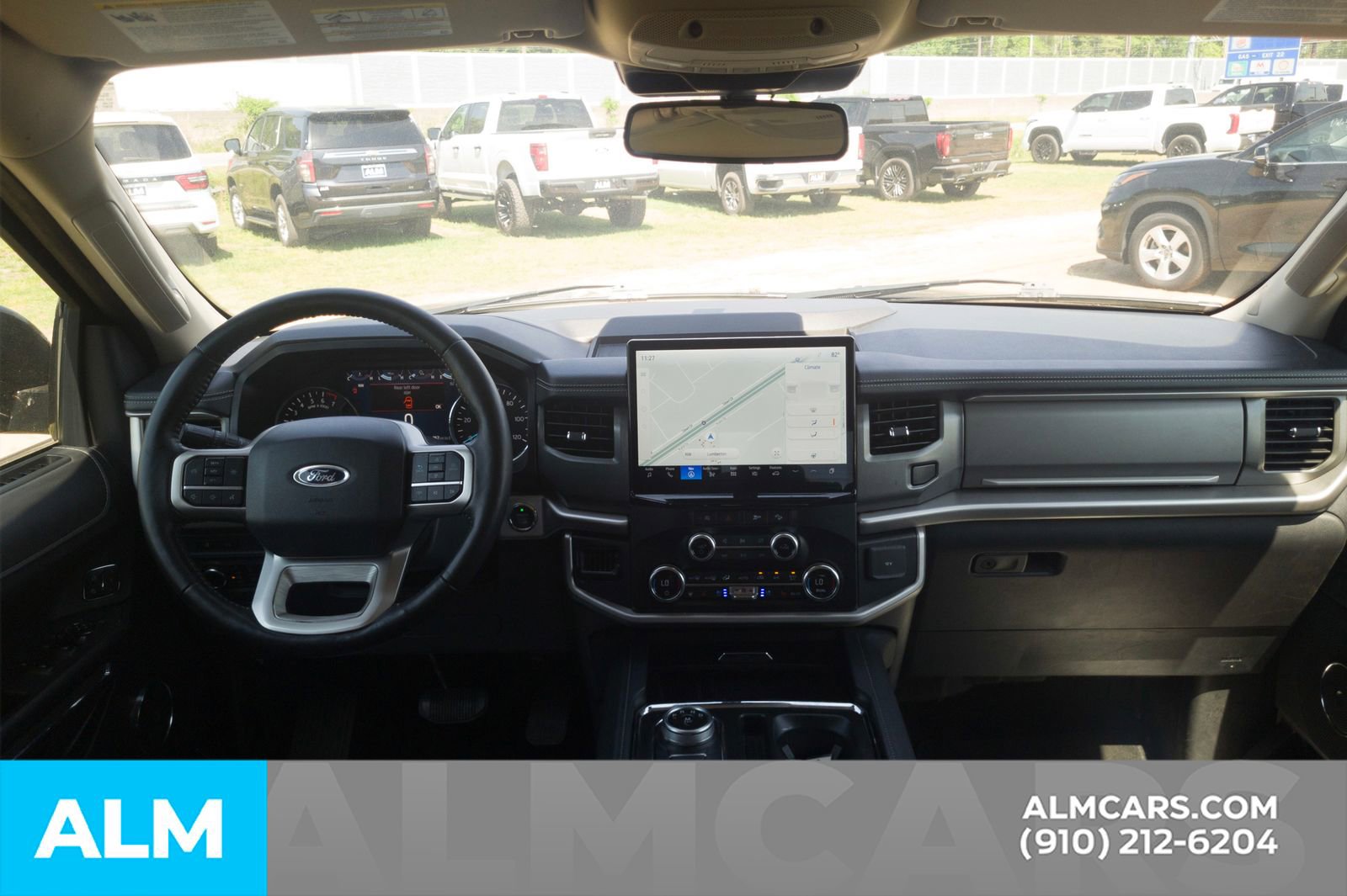 Used 2024 Ford Expedition XLT AWD/4WD image 21