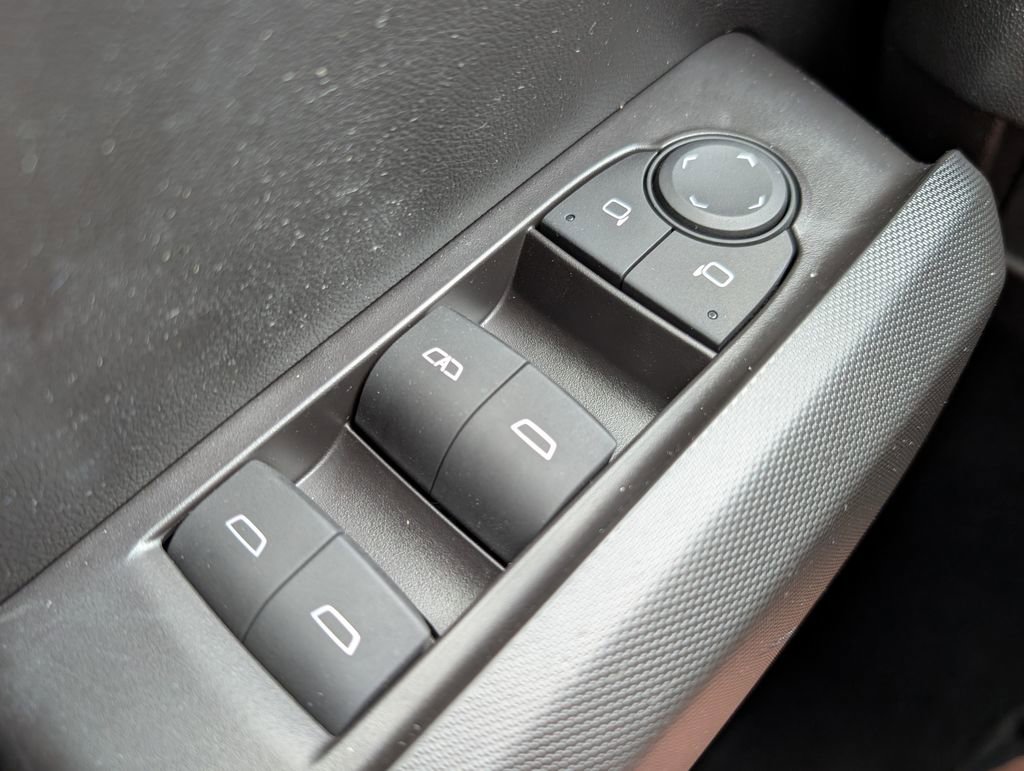 Used 2024 Chevrolet Colorado Trail Boss w/ Technology Package image 35