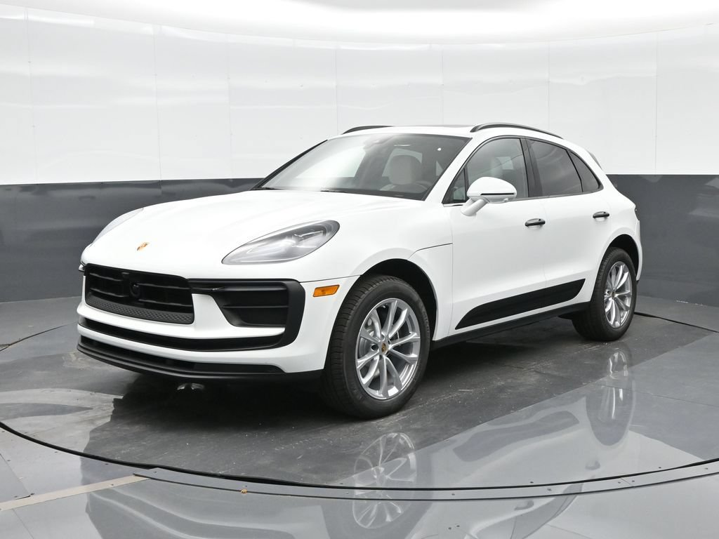 Certified 2026 Porsche Macan AWD/4WD image 1
